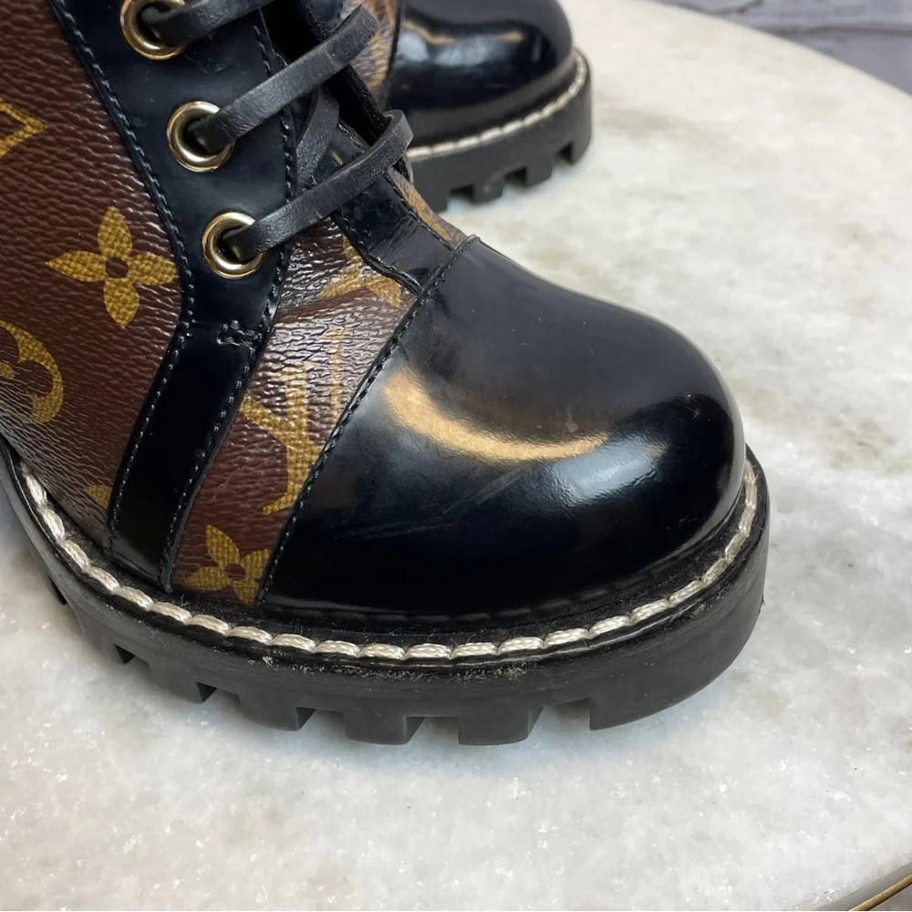 Louis Vuitton Black and Brown Lace Up Boots - Picture 4 of 11